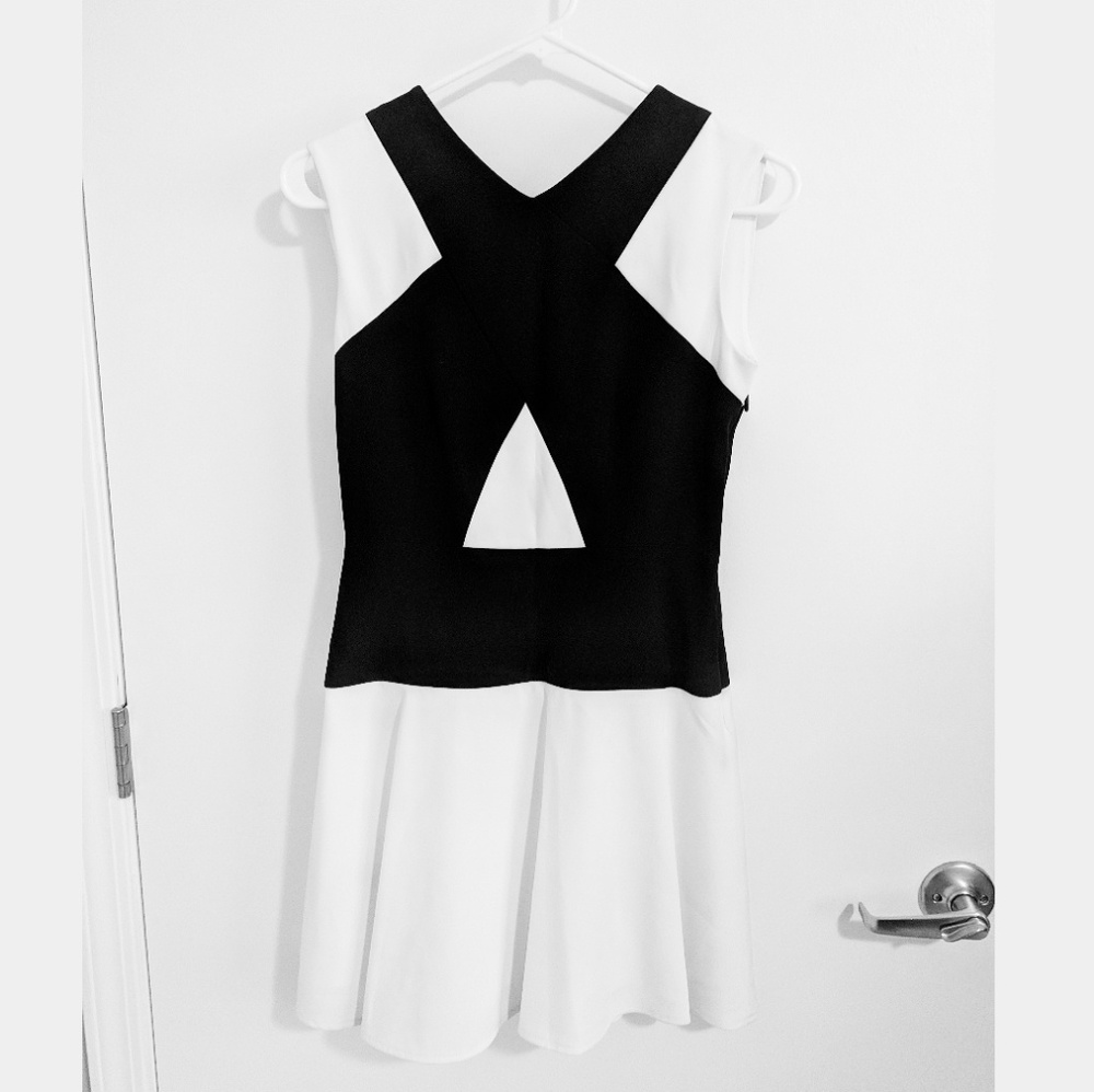 BCBGMaxAzria Aloissa Cocktail Dress